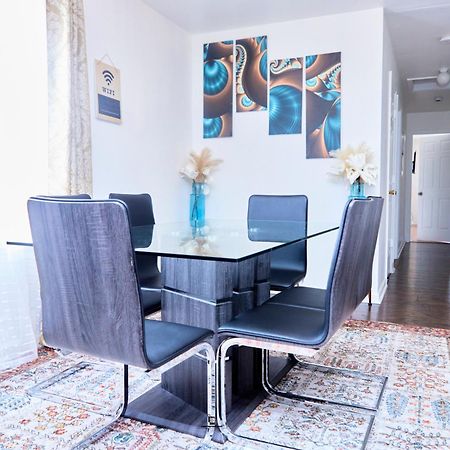 Newark Airport Oasis: Spacious 3-Bed Near EWR & NYC Exterior photo