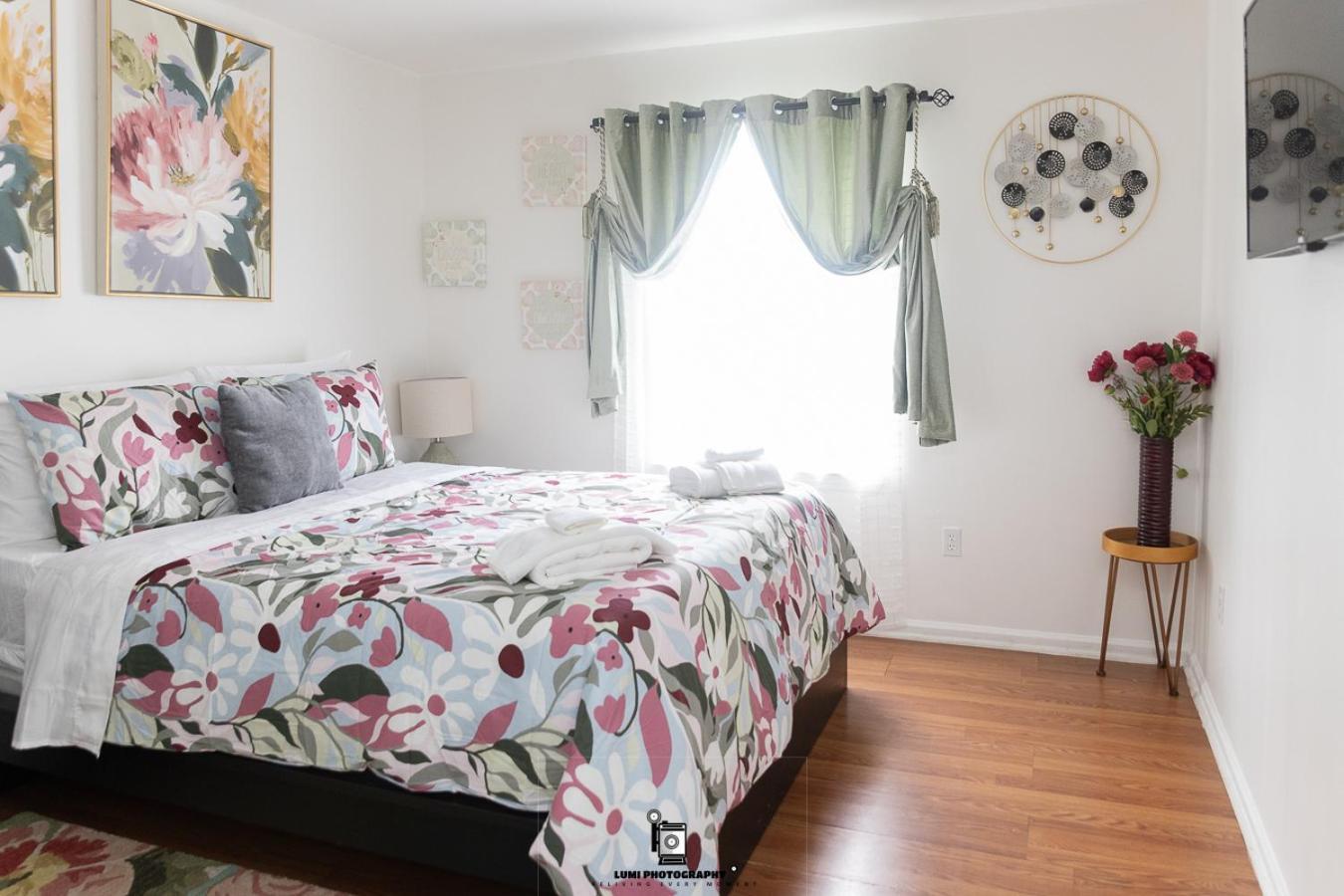 Newark Airport Oasis: Spacious 3-Bed Near EWR & NYC Exterior photo