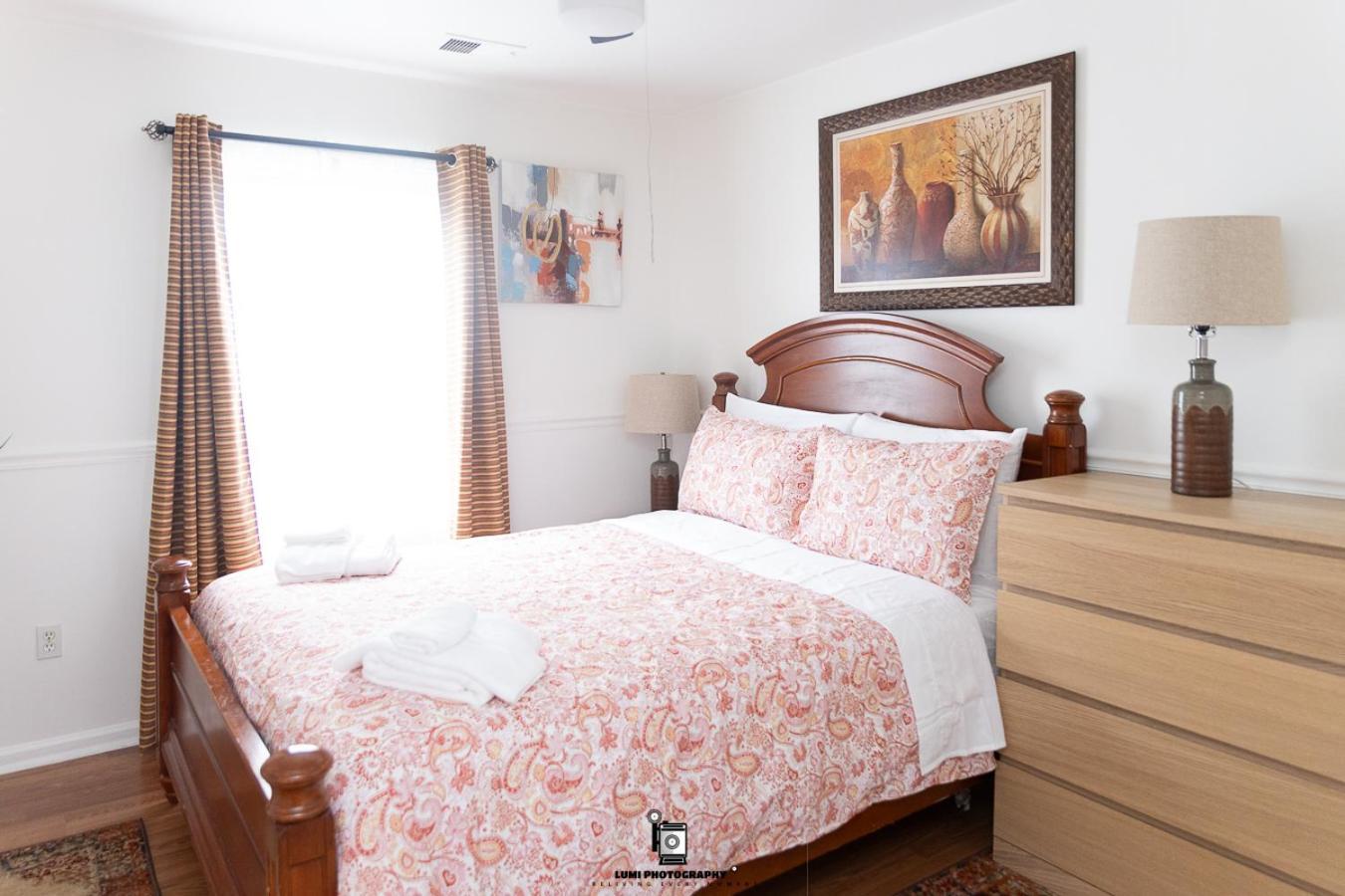 Newark Airport Oasis: Spacious 3-Bed Near EWR & NYC Exterior photo